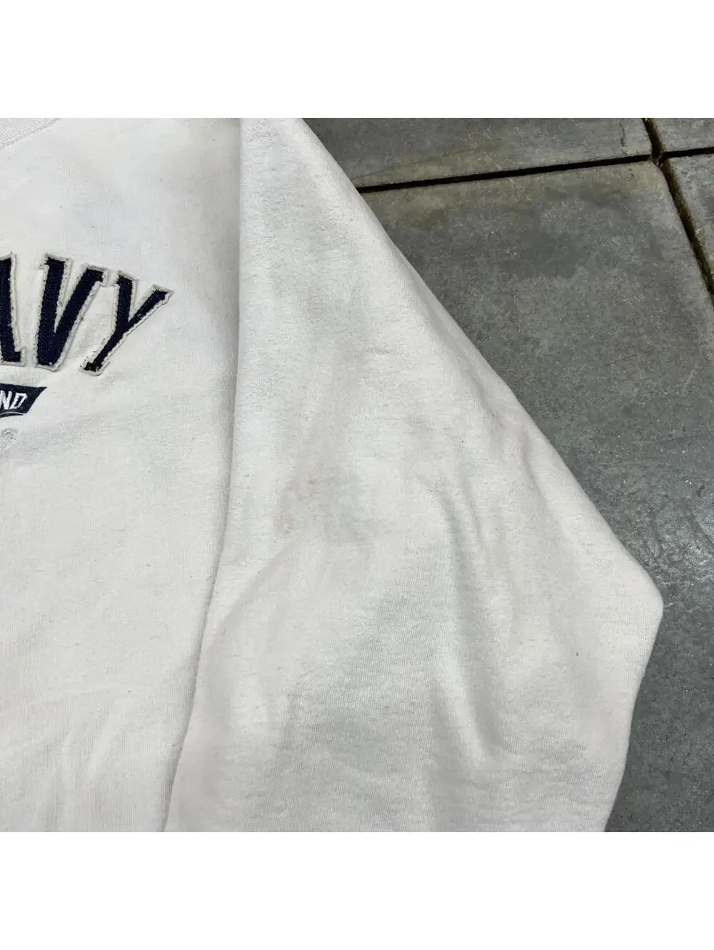vintage old navy white and black spell out heavyweight crewneck size xl